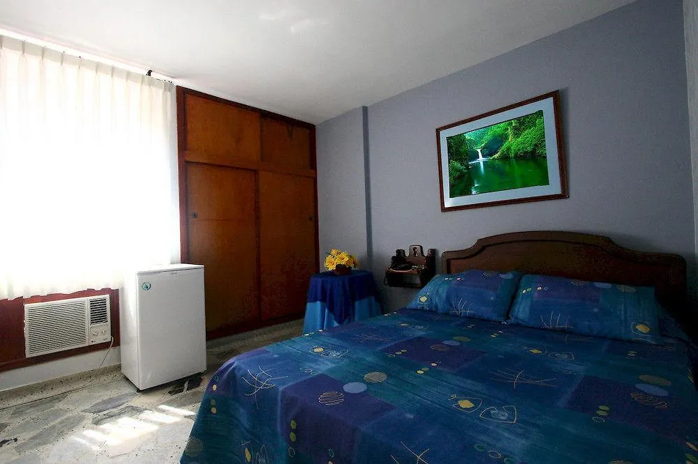 Hotel Mar Azul Inn Santa Marta